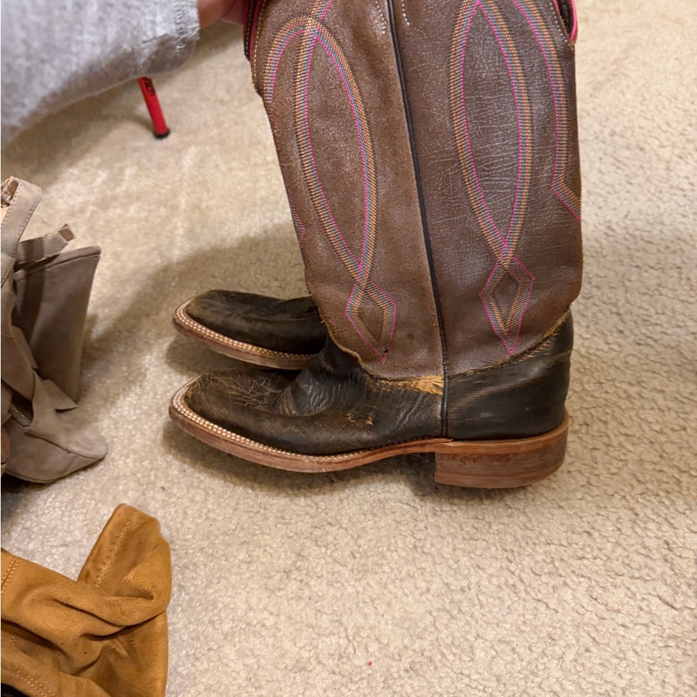 Brown Square Toe Cowboy Women’s Cowboy Boots with Pink Trim - Picture 3 of 6